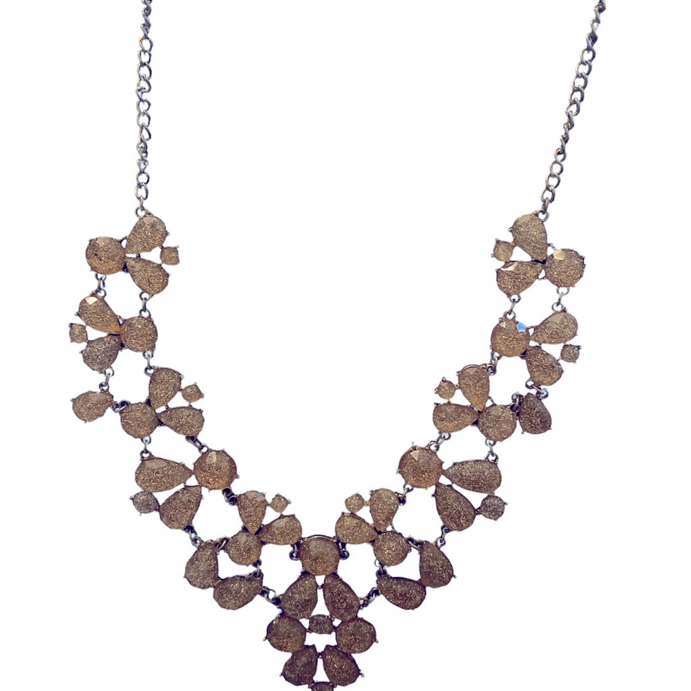 Fancy sparkling necklace
